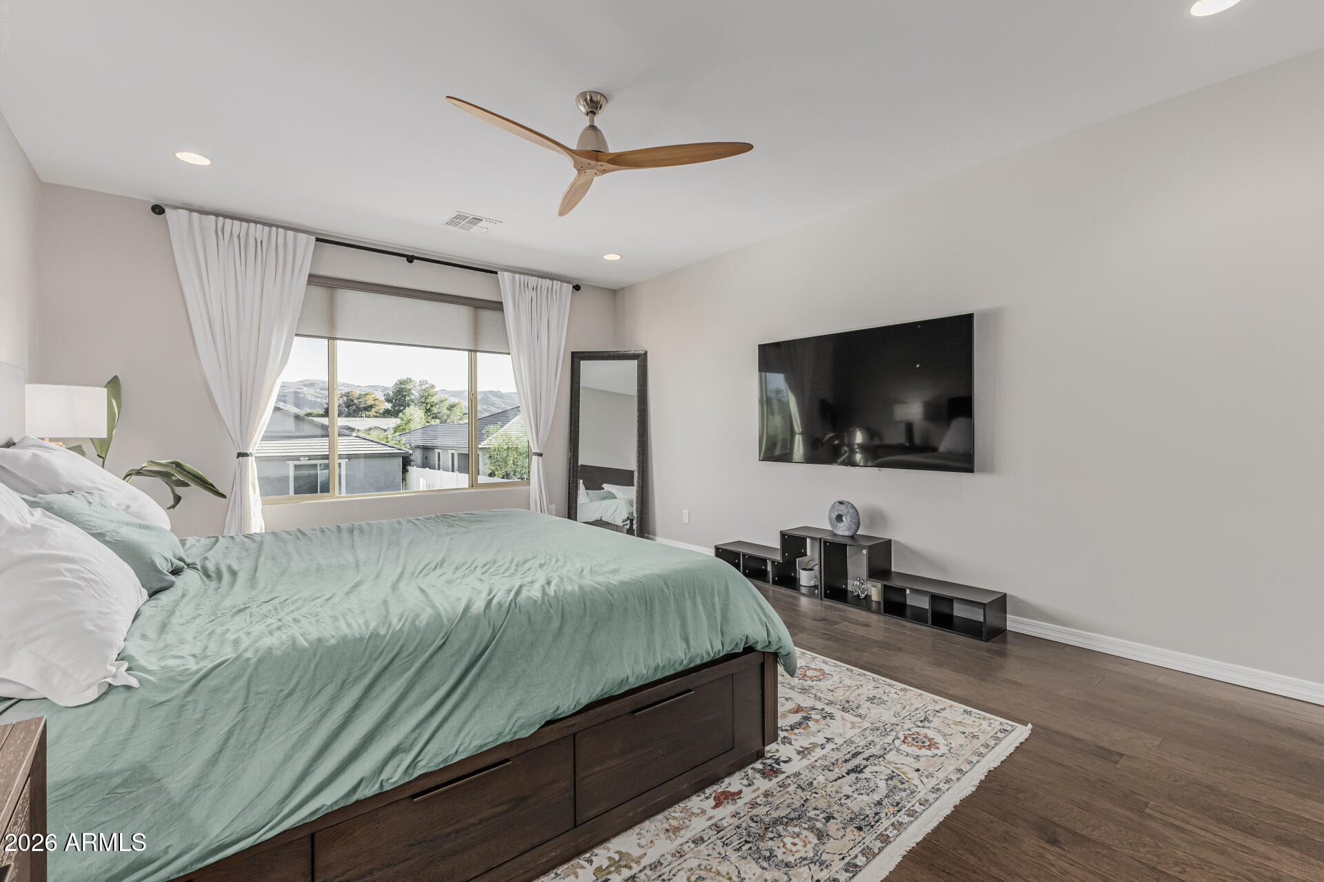 2517 East Novak Way Phoenix, AZ 85042 - Photo 21 of 48 21 Novak