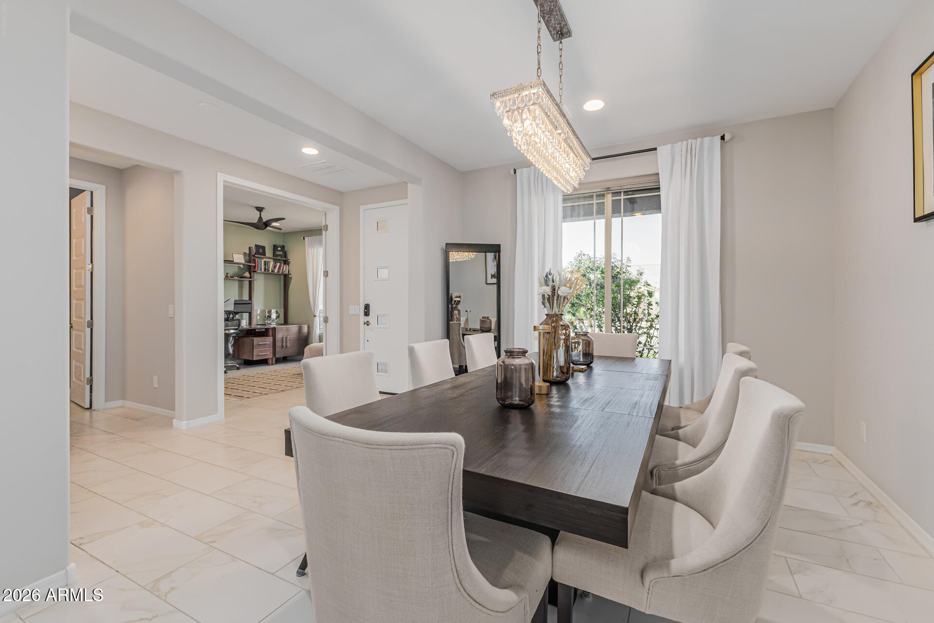 2517 East Novak Way Phoenix, AZ 85042 - Photo 8 of 48 08 Novak