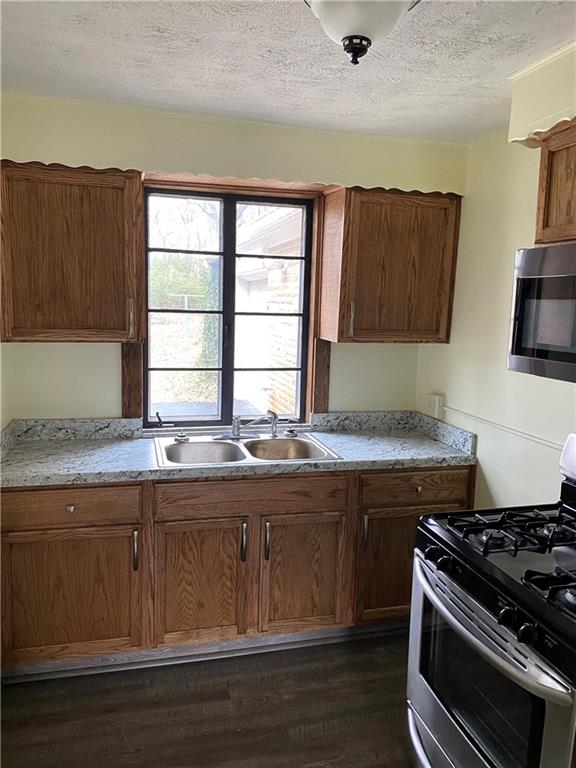 608 Krupp Road Indianapolis, IN 46217 - Photo 3 of 22 Gallery Image 3