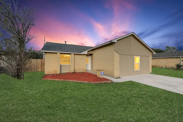 $1,750 | 1911 Oakwell Lane, Katy, TX 77449