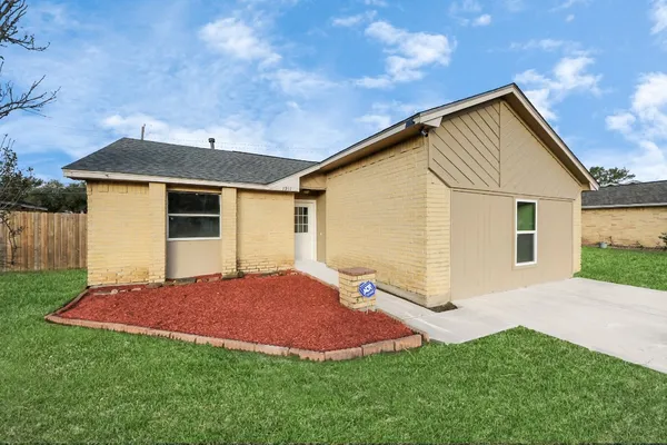 $1,750 | 1911 Oakwell Lane, Katy, TX 77449