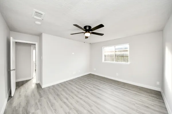 $1,750 | 1911 Oakwell Lane, Katy, TX 77449