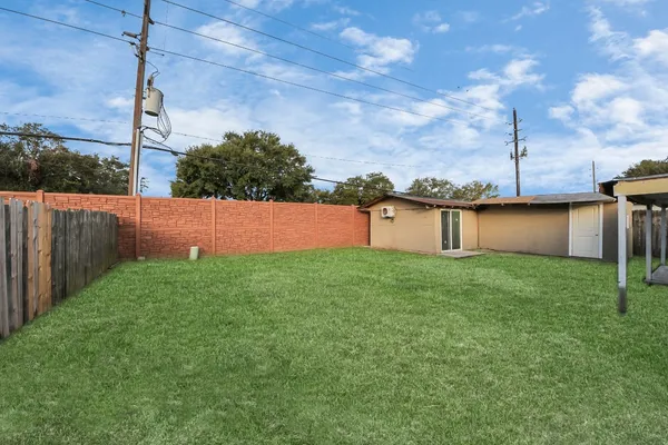 $1,750 | 1911 Oakwell Lane, Katy, TX 77449