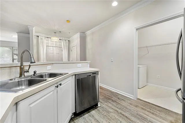 $2,000 | 2400 Cumberland Parkway Southeast, Unit 411, Atlanta, GA 30339