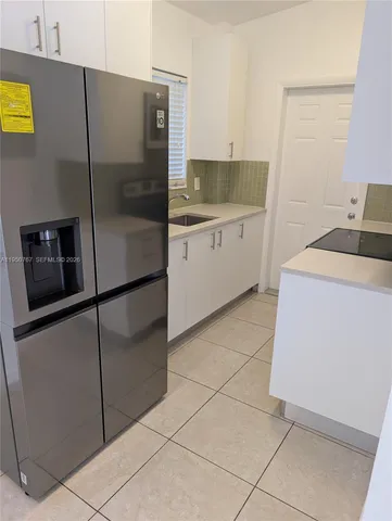 $2,000 | 1585 Northeast 125th Street, Unit 8, North Miami, FL 33161