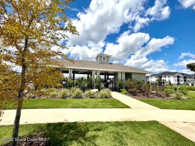 1735 Southwest 70th Circle Gainesville, FL 32607 - Photo 39 of 52 Community pool and Cabana