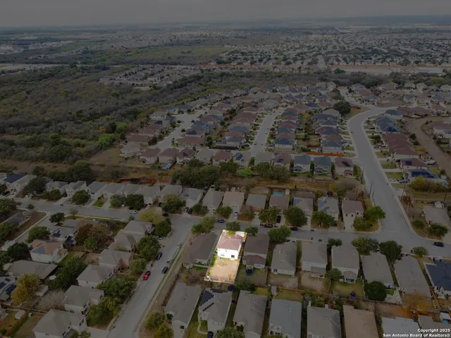 $1,800 | 11426 Liberty Field, San Antonio, TX 78254