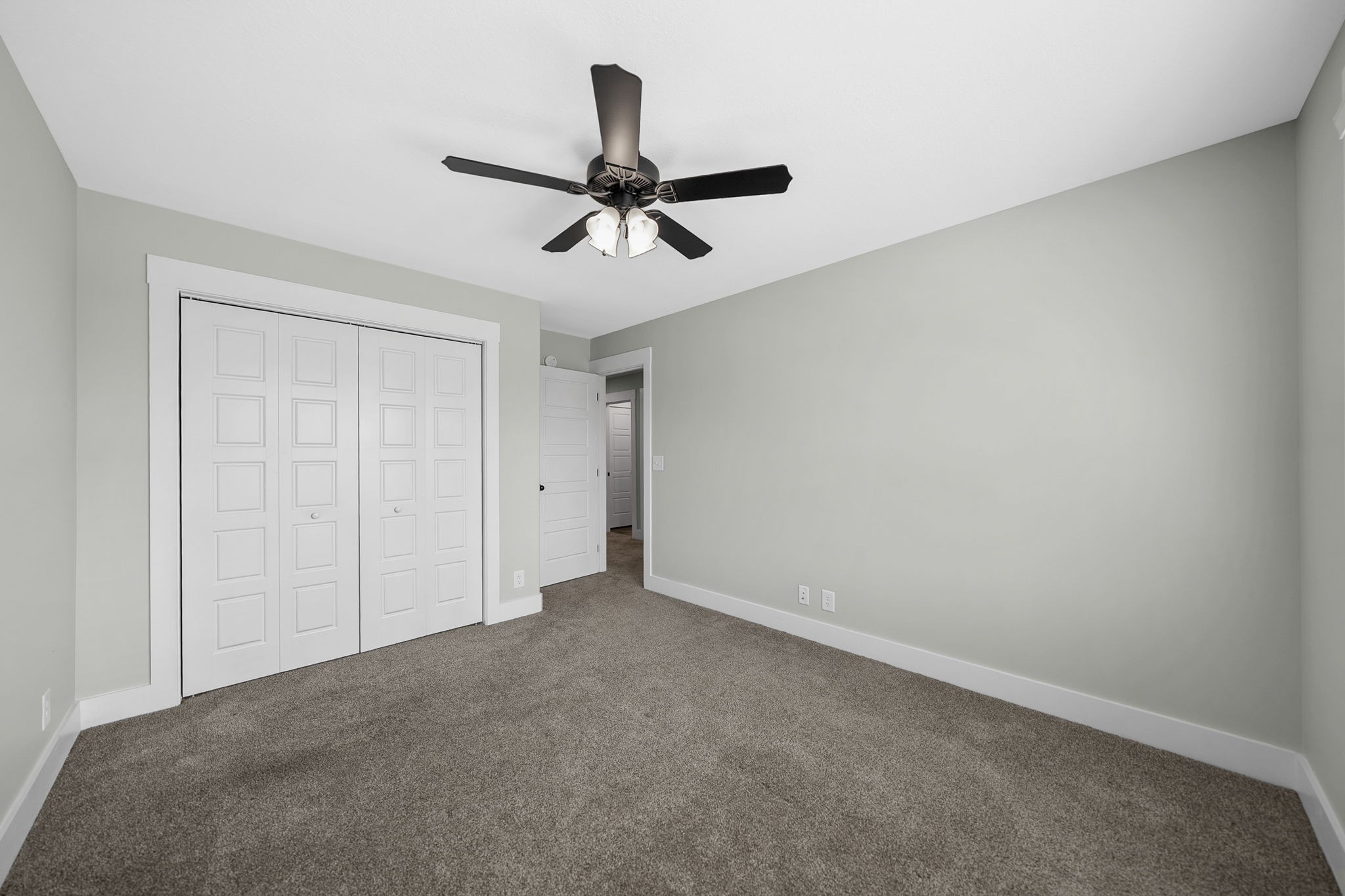2509 Ashland City Road Clarksville, TN 37043 - Photo 29 of 32 a view of a livingroom with a ceiling fan and window