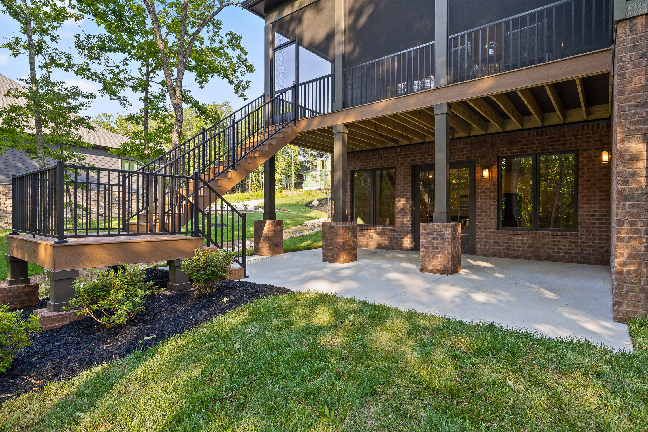 4543 Amethyst Road Chattanooga, TN 37419 - Photo 76 of 94 Ground Level Patio