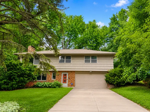 $549,900 | 5104 Abercrombie Drive, Edina, MN 55439