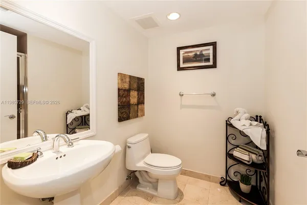 $10,000 | 1830 South Ocean Drive, Unit 3204, Hallandale Beach, FL 33009