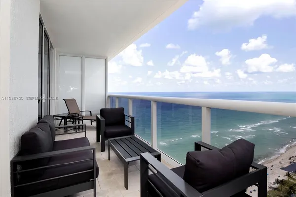 $10,000 | 1830 South Ocean Drive, Unit 3204, Hallandale Beach, FL 33009