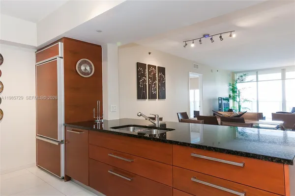 $10,000 | 1830 South Ocean Drive, Unit 3204, Hallandale Beach, FL 33009