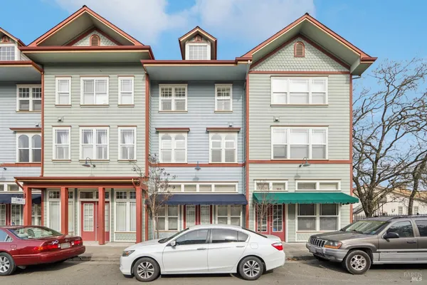$630,000 | 125 Johnson Street, Windsor, CA 95492