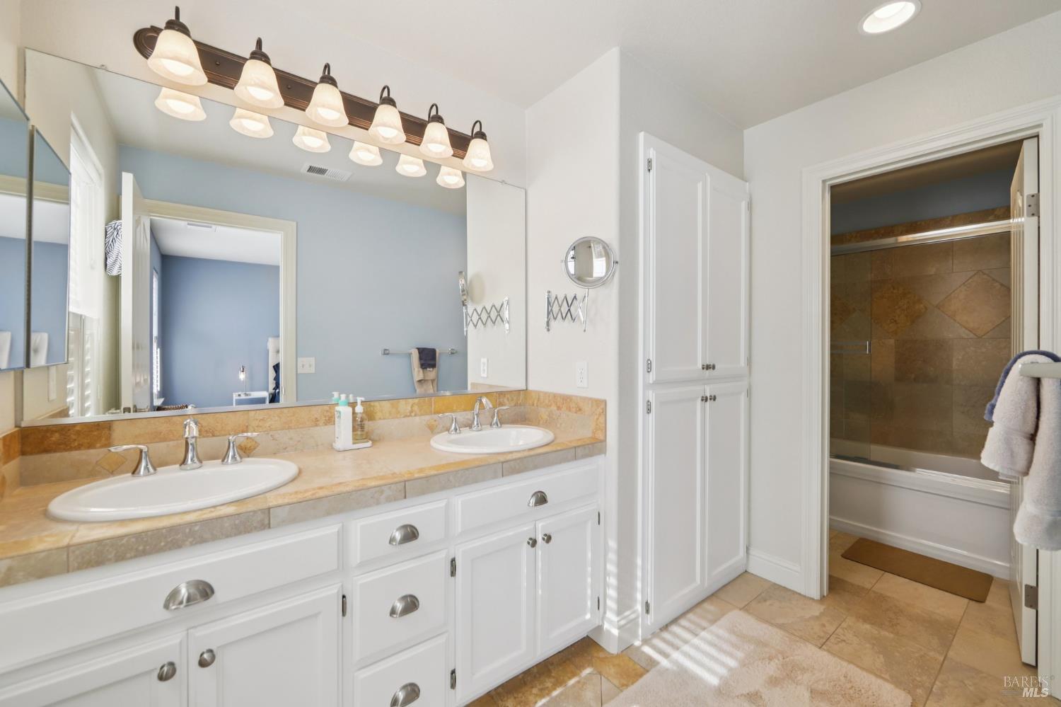 125 Johnson Street Windsor, CA 95492 - Photo 28 of 40