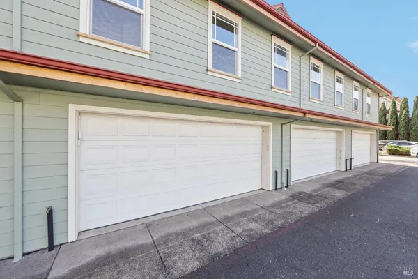 $630,000 | 125 Johnson Street, Windsor, CA 95492