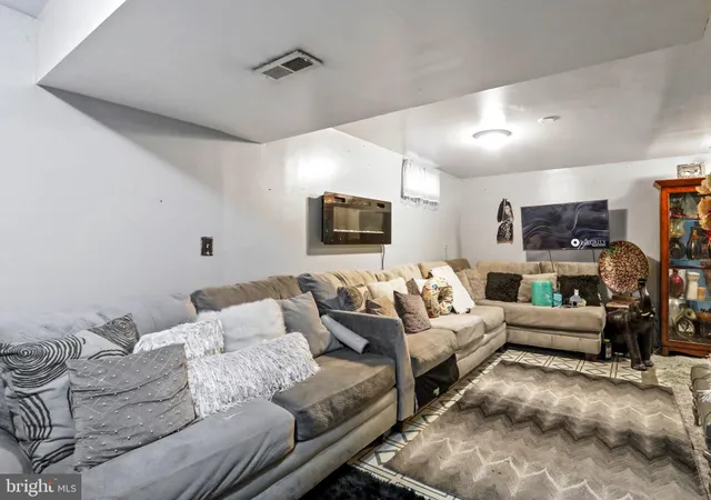 $385,000 | 18813 Diller Drive, Hagerstown, MD 21742