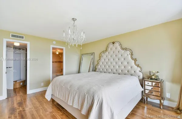 $2,500 | 1500 Presidential Way, Unit 804, West Palm Beach, FL 33401