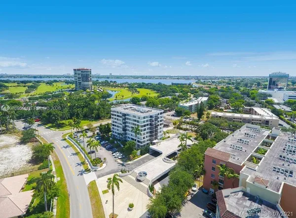 $2,500 | 1500 Presidential Way, Unit 804, West Palm Beach, FL 33401