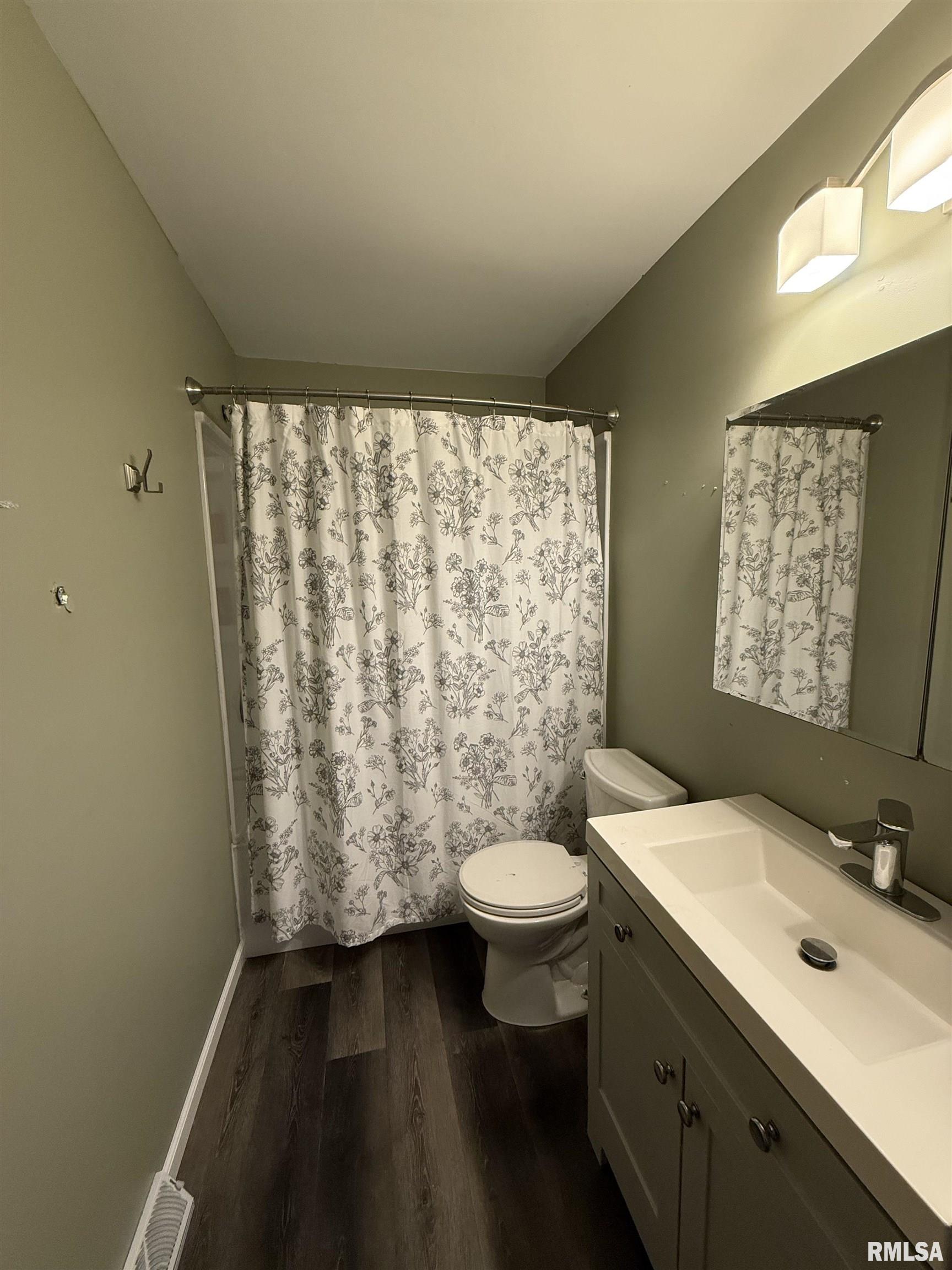 820 Jamie Lane Macomb, IL 61455 - Photo 15 of 24