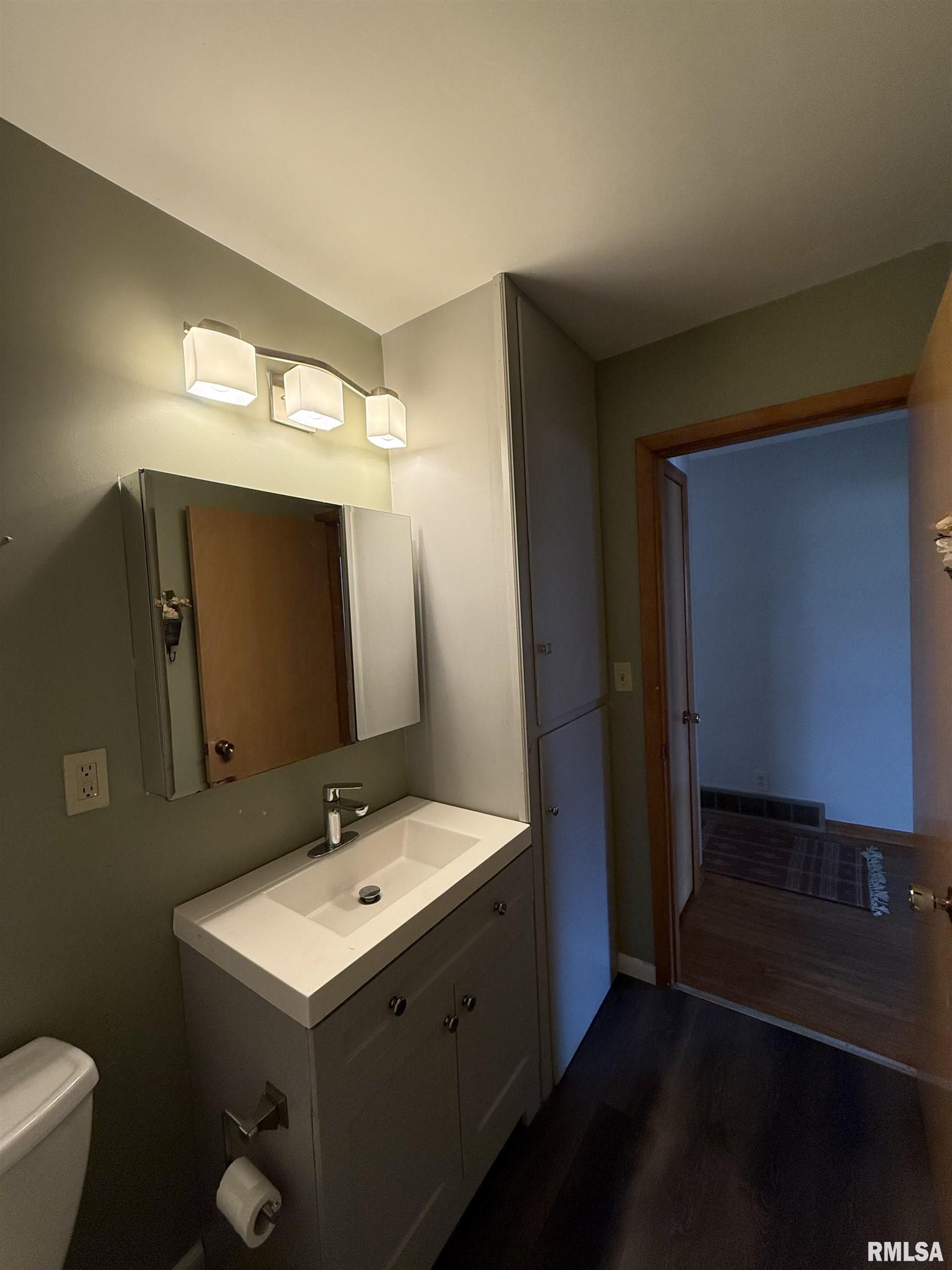 820 Jamie Lane Macomb, IL 61455 - Photo 16 of 24