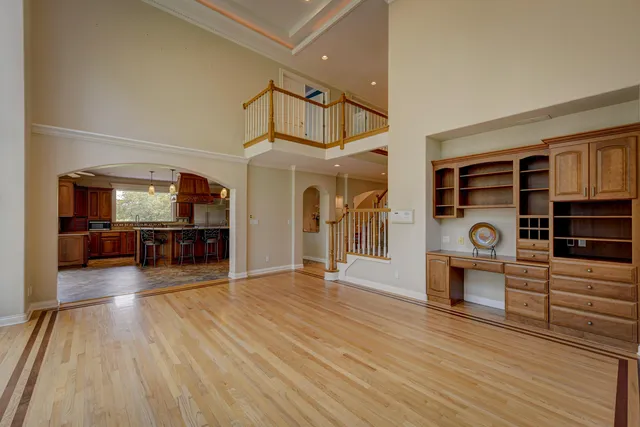 $1,650,000 | 10135 Cherrywood Lane, Munster, IN 46321