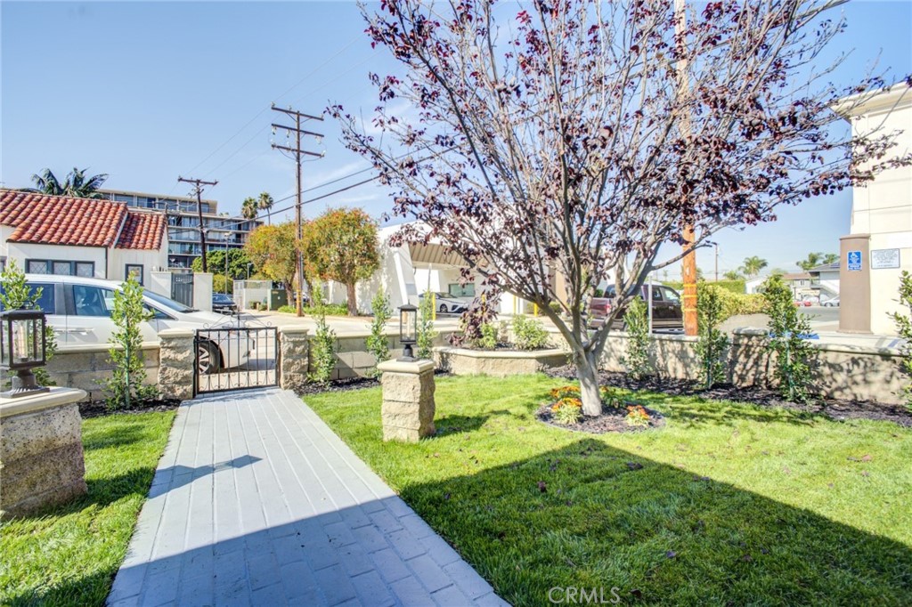 150 Siena Drive Long Beach, CA 90803 - Photo 11 of 40 a view of a swimming pool with a patio