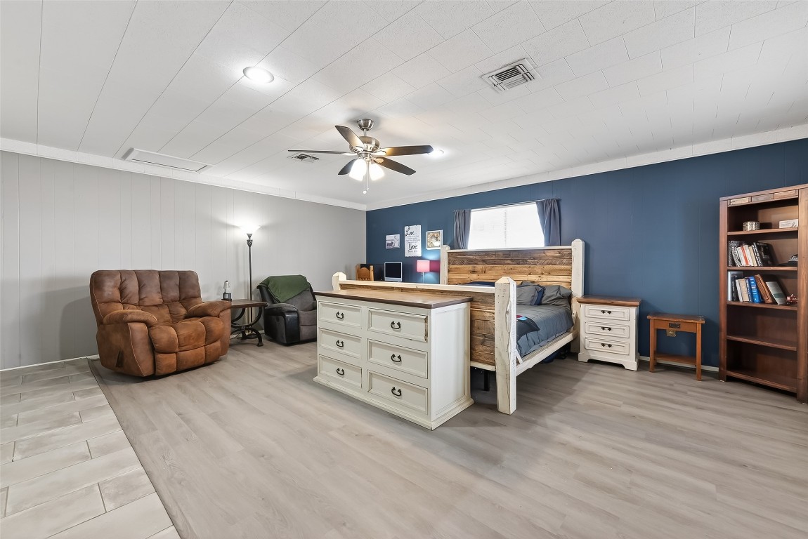 2555 Straznicky Road Beasley, TX 77417 - Photo 12 of 25 Private retreat designed for rest and relaxation.