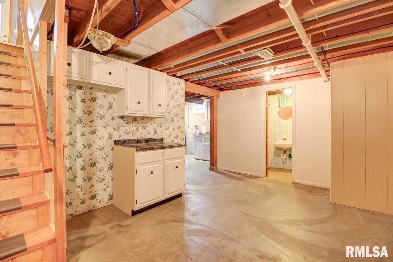 1626 25th Avenue South Clinton, IA 52732 - Photo 14 of 26