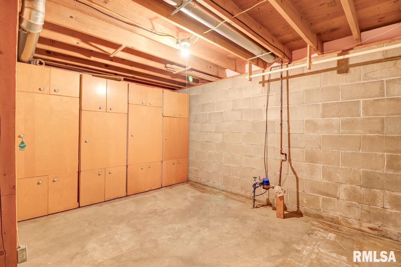 1626 25th Avenue South Clinton, IA 52732 - Photo 17 of 26