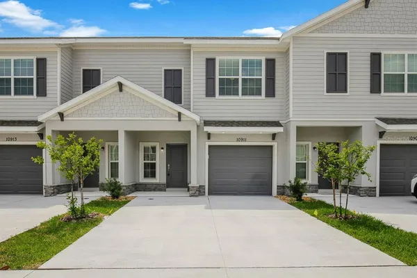 $2,300 | 10911 Quickwater Court, Riverview, FL 33569