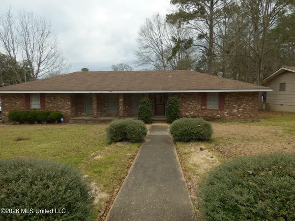 $1,300 | 238 Westview Circle, McComb, MS 39648
