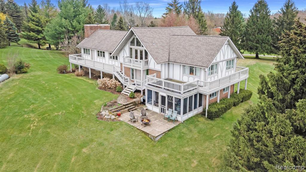 4237 Hough Road Dryden, MI 48428 - Photo 3 of 55