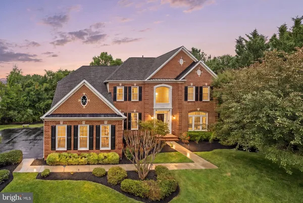 $1,300,000 | 9313 Harrisons Farm Way, Laytonsville, MD 20882