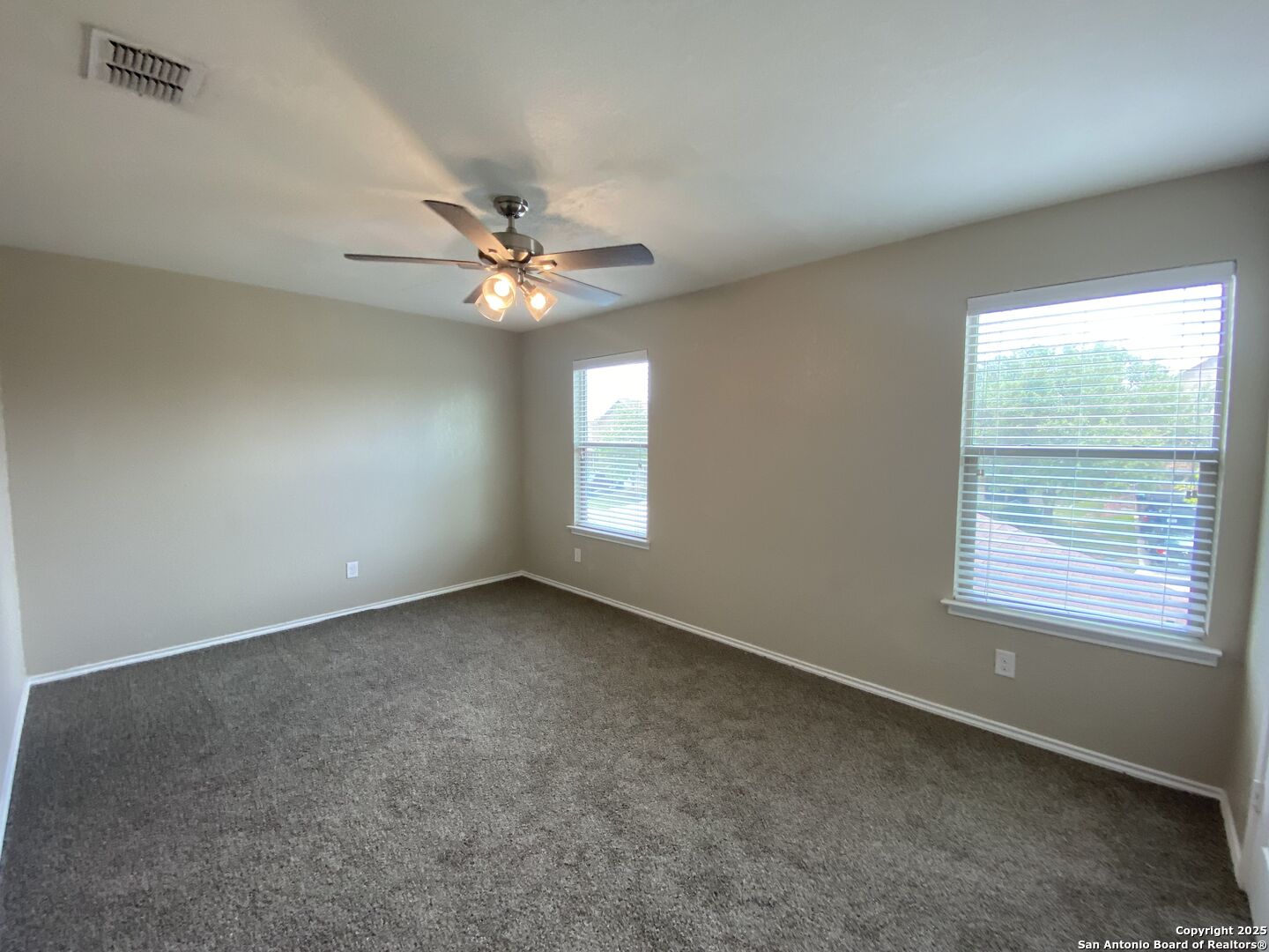 10312 Roadrunner Ridge San Antonio, TX 78245 - Photo 13 of 26