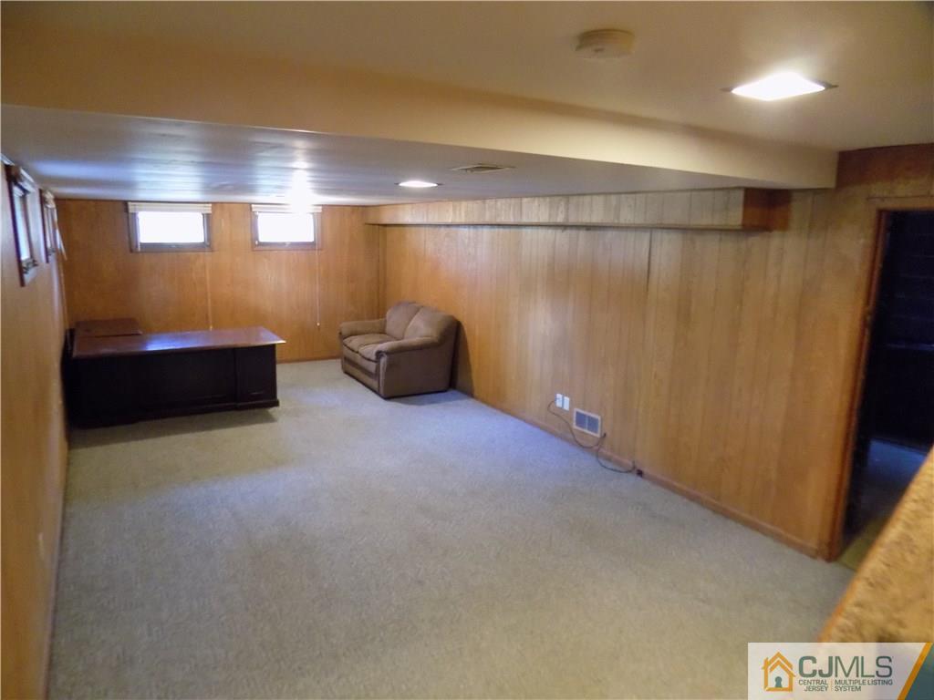 262 Clinton Road North Brunswick, NJ 08902 - Photo 23 of 25 Gallery Image 23