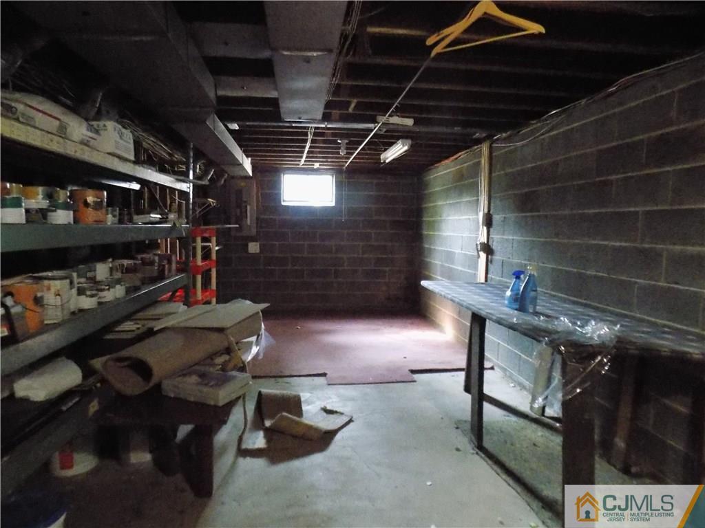 262 Clinton Road North Brunswick, NJ 08902 - Photo 24 of 25 Gallery Image 24