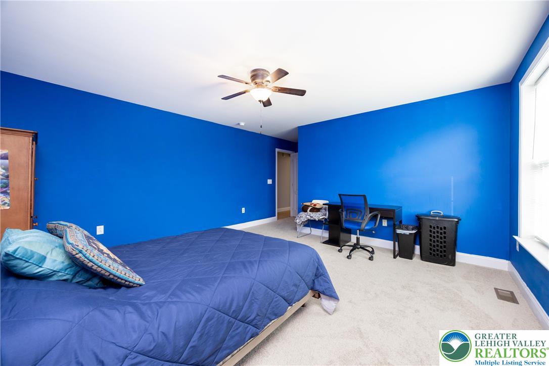 7266 Cedar Road Lower Macungie Township, PA 18062 - Photo 27 of 48