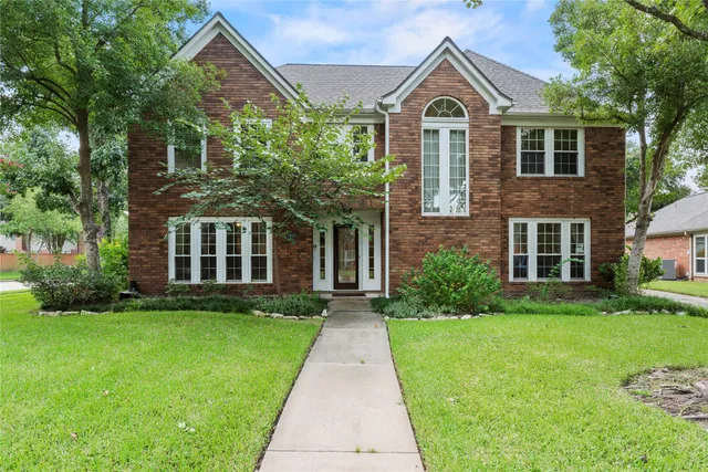 $415,000 | 7403 Foxton Pl Court, Houston, TX 77095