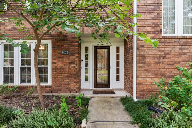 $415,000 | 7403 Foxton Pl Court, Houston, TX 77095