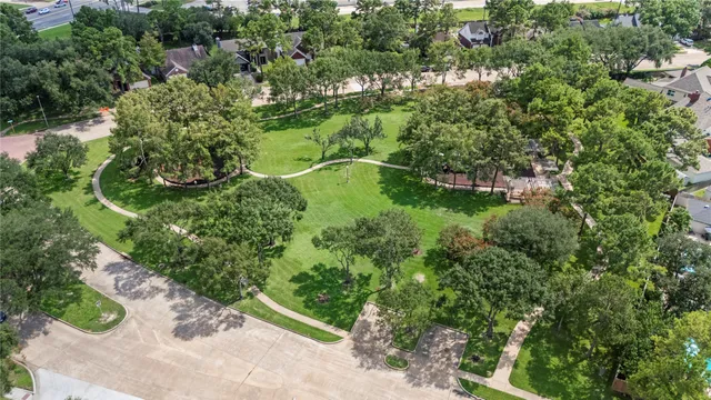 $415,000 | 7403 Foxton Pl Court, Houston, TX 77095