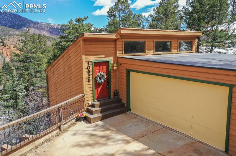 Very Cool Peaceful Mountain Home, Minutes to Everything