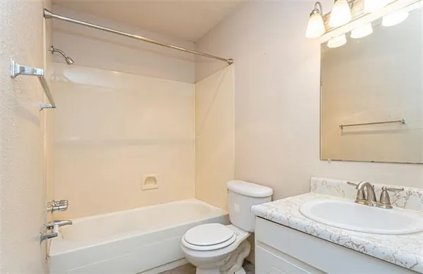 $892 | 7019 Crowder Boulevard, Unit 133, New Orleans, LA 70127