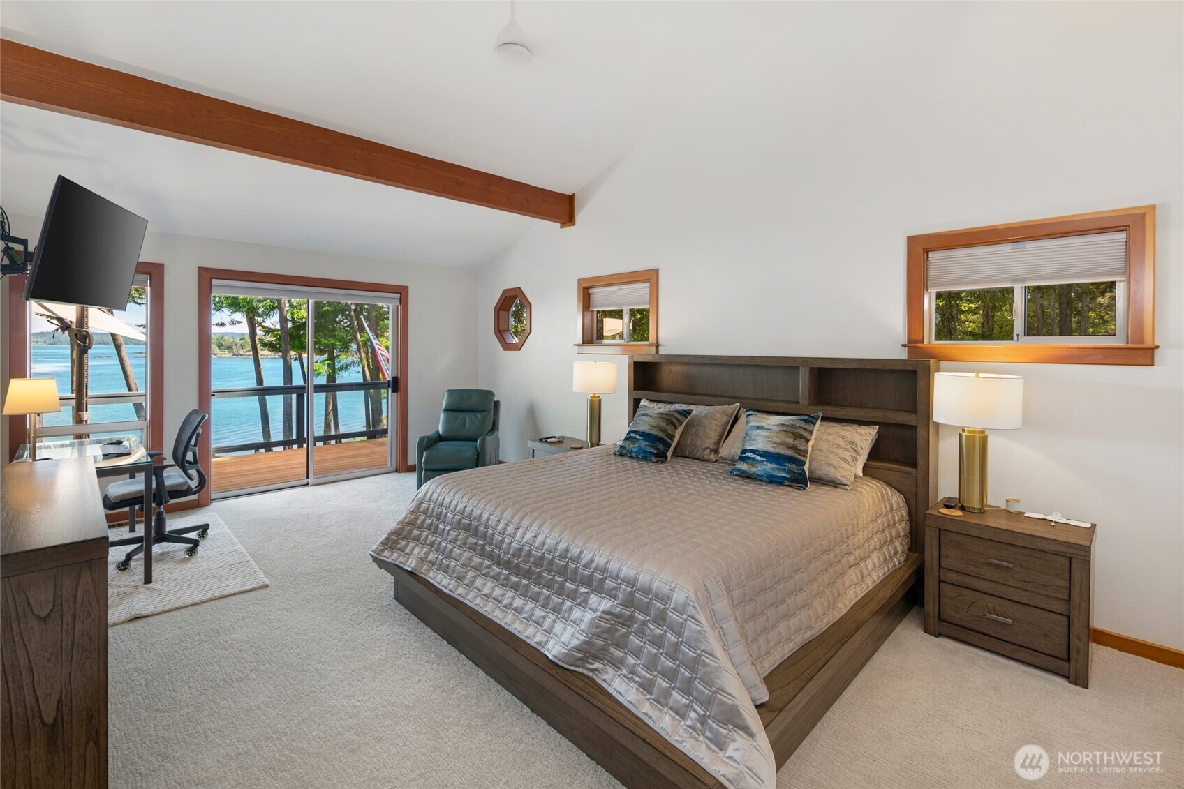 214 Pinedrona Lane Friday Harbor, WA 98250 - Photo 14 of 35