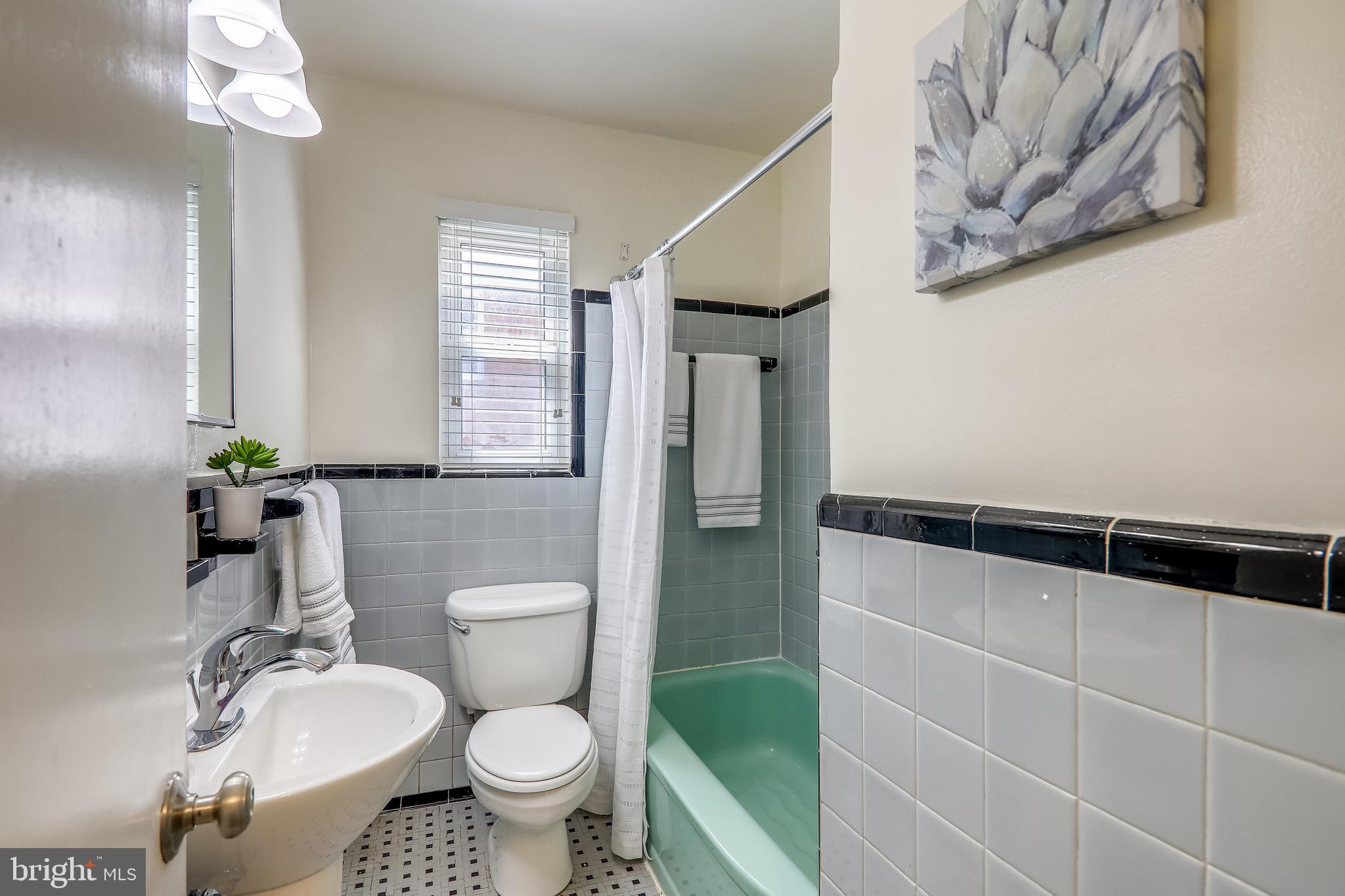 1511 Sanford Road Silver Spring, MD 20902 - Photo 14 of 29 Main level hall bath