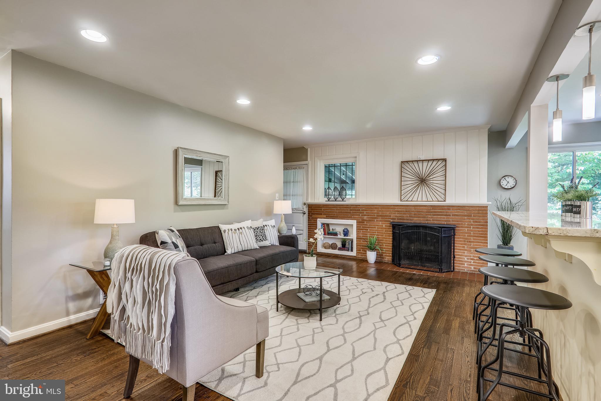 1511 Sanford Road Silver Spring, MD 20902 - Photo 5 of 29 Living Room