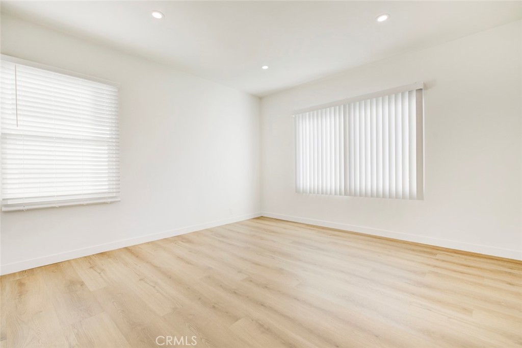 2238 North N Keystone Burbank, CA 91504 - Photo 8 of 21 an empty room with windows