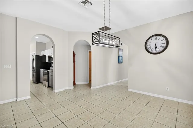 $675,000 | 21560 Brixham Run Loop, Estero, FL 33928