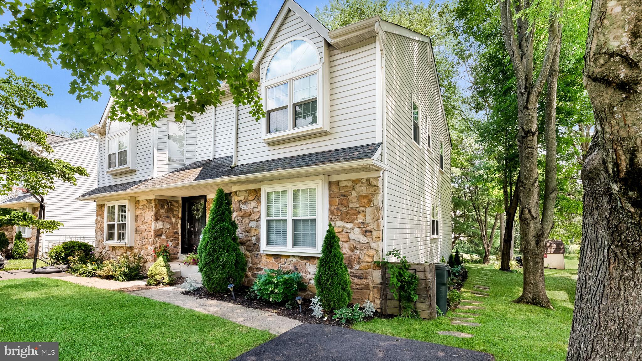112 Sandy Ridge Drive Doylestown, PA 18901 - Photo 2 of 29 Front