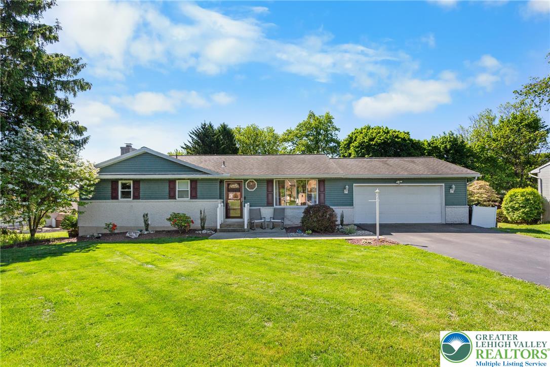 411 Nolf Road Nazareth, PA 18064 - Photo 1 of 25 Gallery Image 1